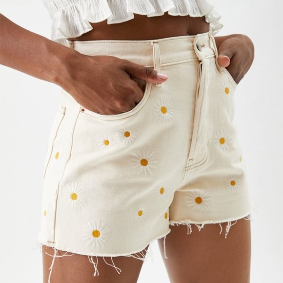 PacSun Pants - [PacSun Daisy] Embroidered Ultra High Waisted Vintage Denim Shorts 26